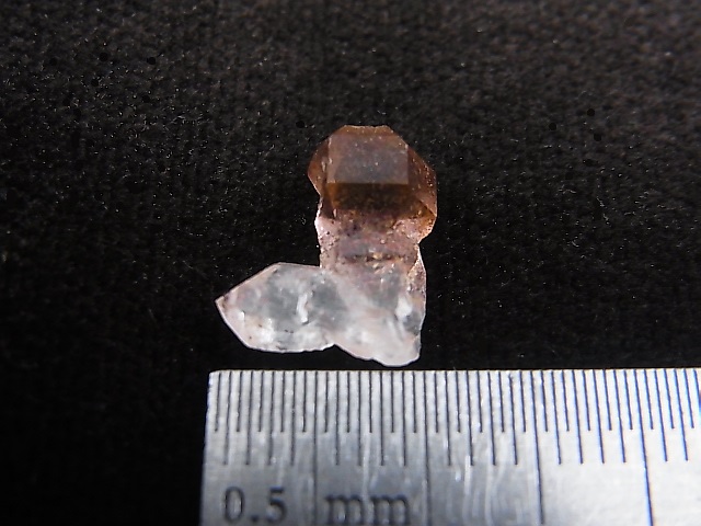 画像: マダガスカル産ジャパニーズツイン（日本式双晶水晶/エレスチャル） 0.5g