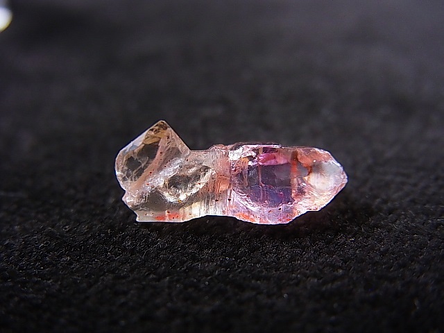 画像: マダガスカル産ジャパニーズツイン（日本式双晶水晶/エレスチャル） 0.4g
