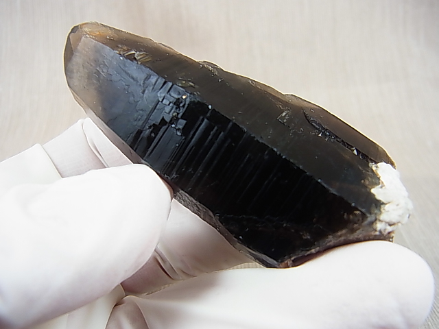 画像: ノルウェー産モリオン（ケアンゴーム）原石 61.5g