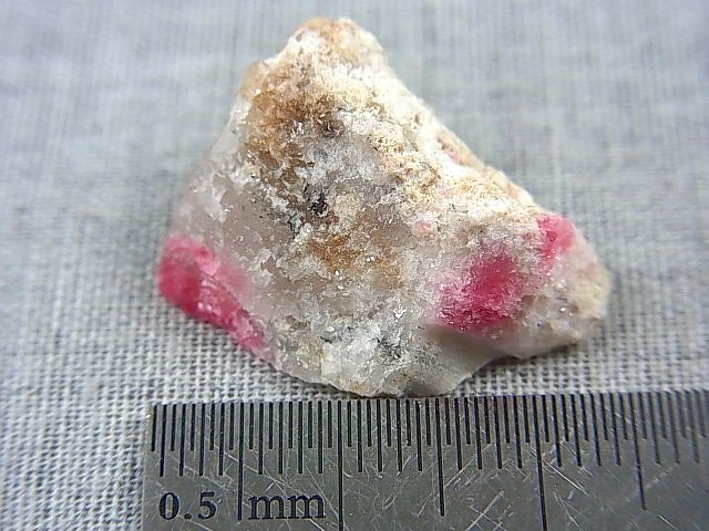画像: ツグツパイト（タグトゥパイト）原石 5.0g