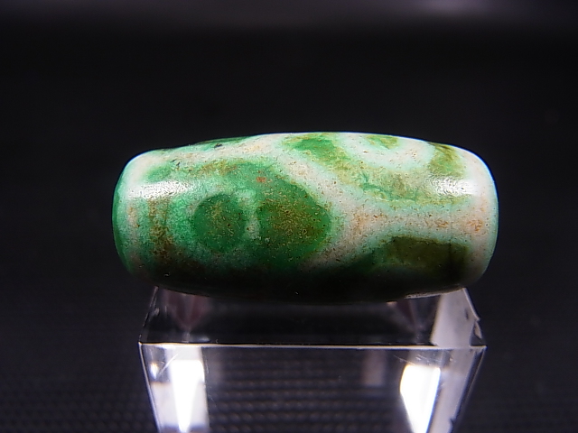 画像: ヴィンテージ：「老緑色六眼」西蔵（チベット）天珠 直径約14×30.5mm