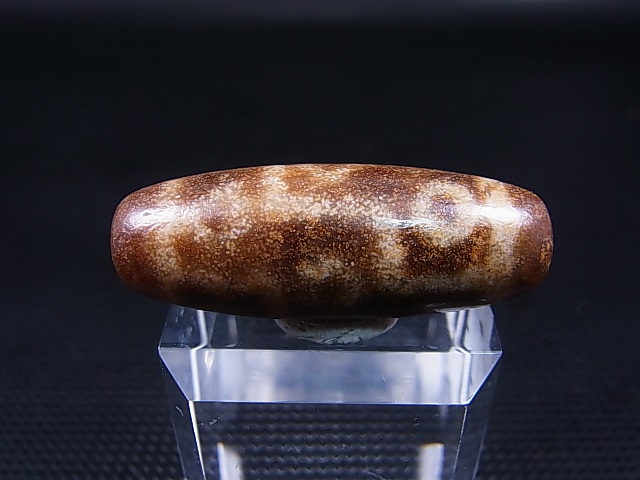 画像2: 「九眼」（右下がり）現代天珠 直径約13×37mm