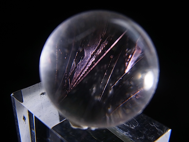 画像2: マダガスカル産ピンクエンジェルラダー水晶丸玉 19.5mm