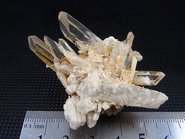 画像: インド・マニカラン産クリア水晶クラスター（ソリューション型） 33.3g