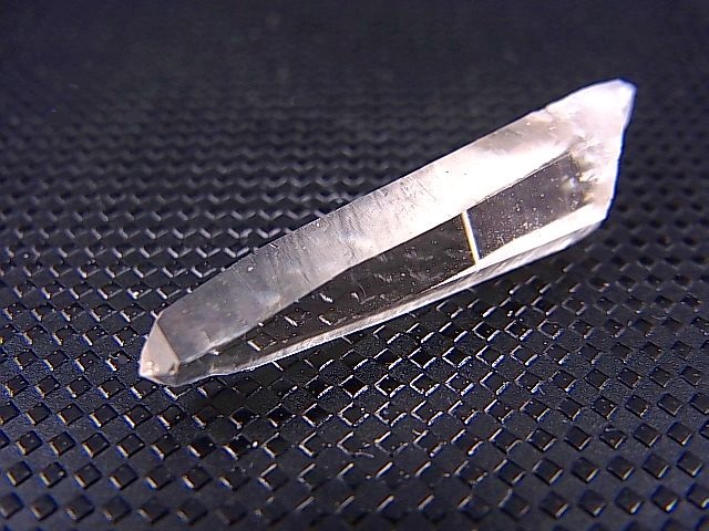 画像: ペーニャブランカ産コロンビアン・レムリアンシード水晶ポイント 2点セット トータル 4.9g