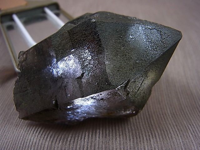 画像: スイス・アルプス（ガレンシュトック）スモーキークオーツ（クローライト付き） 124.6g