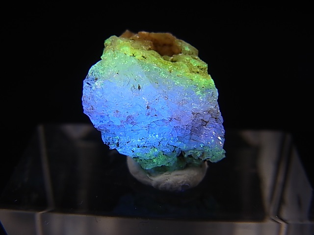 画像: Hokkaidoite北海道然別湖産蛍光オパール原石 0.8g