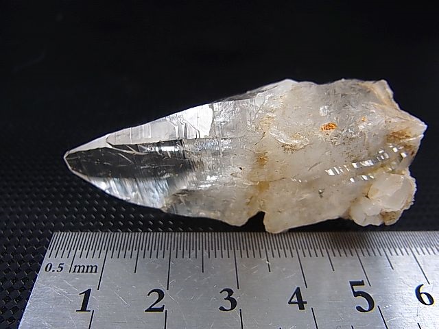 画像: イタリア・フォルマッツァ産アルプス水晶（テッシンハビット/タビー型） 29.3g