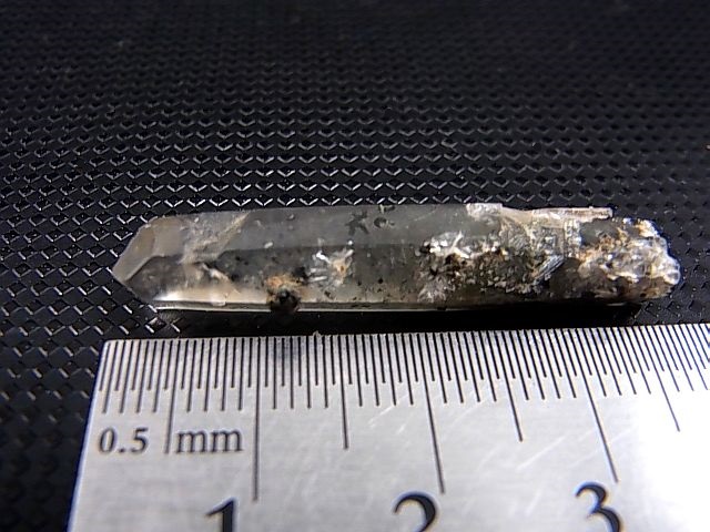 画像: ノルウェー産水晶ポイント（アクチノライト/ヘマタイト入り） 2.8g