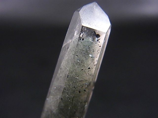 画像2: ノルウェー産水晶ポイント（アクチノライト/ヘマタイト入り） 2.7g