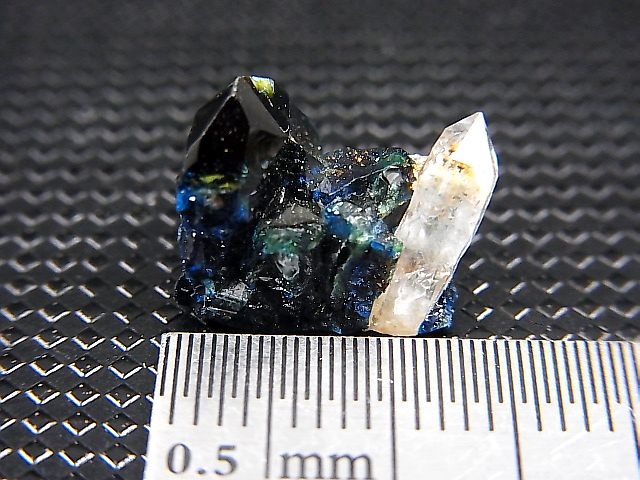 画像: カナダ産ラズライト（天藍石）＆水晶原石 1.4g