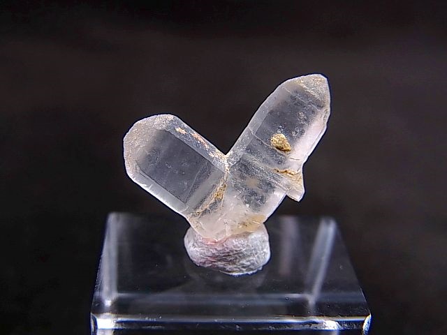 画像1: マダガスカル産ジャパニーズツイン（日本式双晶水晶/エレスチャル） 0.5g