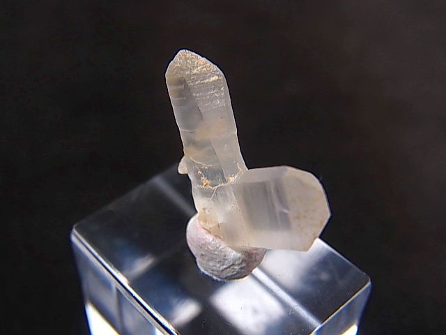 画像: マダガスカル産ジャパニーズツイン（日本式双晶水晶/エレスチャル） 0.5g