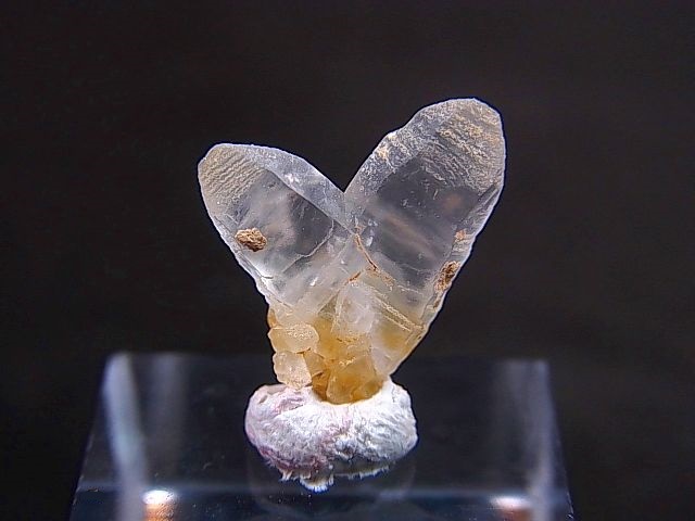 画像1: マダガスカル産ジャパニーズツイン（日本式双晶水晶/エレスチャル） 0.5g