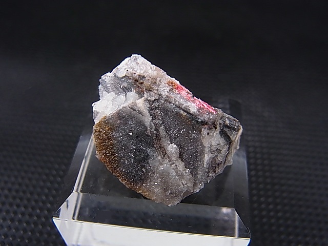 画像: ドイツ・ザクセン州産エリスライトon水晶原石 7.1g