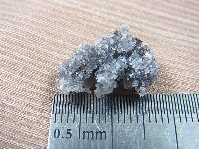 画像: ルーマニア産ブーランジェ鉱＆水晶原石 0.6g