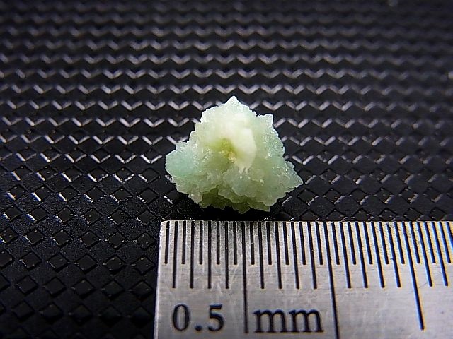 画像: アメリカ・ルイジアナ州産ボラサイト結晶 1.5カラット