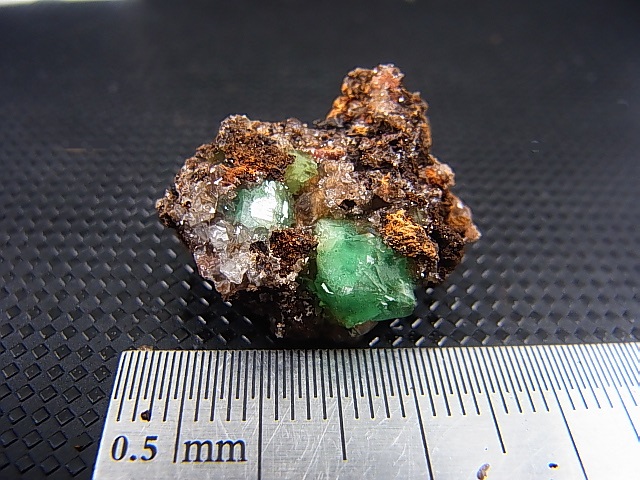 画像: メキシコ・オハエラ鉱山産キュプリアンアダマイト原石 3.5g