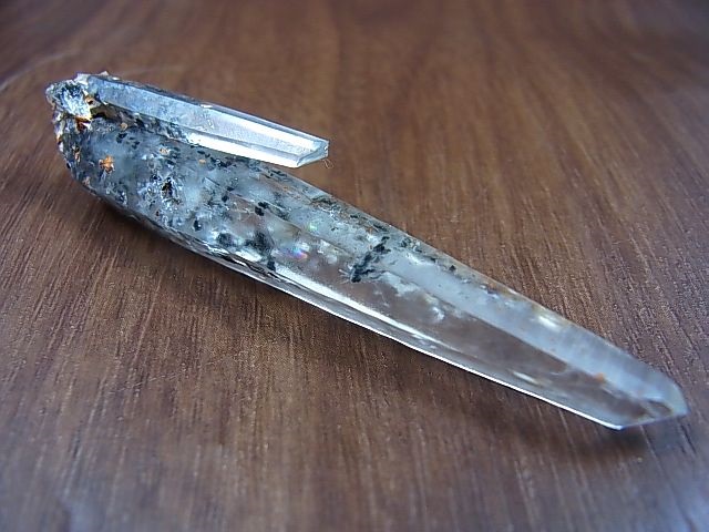 画像: 新産水晶：ガネーシュヒマール・ダーディン産ミックスインクルージョン/レーザー型水晶（連晶） 8.9g