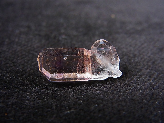 画像: マダガスカル産ジャパニーズツイン（日本式双晶水晶/エレスチャル） 0.5g