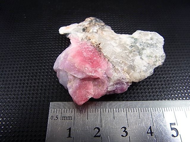 画像: ツグツパイト（タグトゥパイト）原石 21.7g