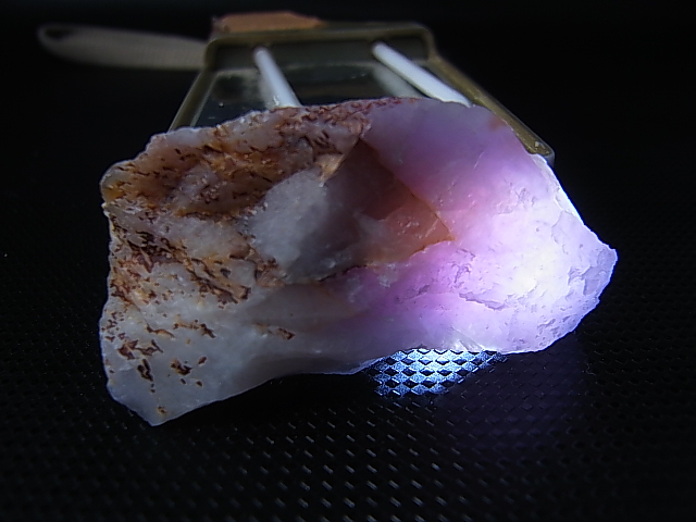 画像2: フィンランド・ルカ産アメジスト原石 19.5g