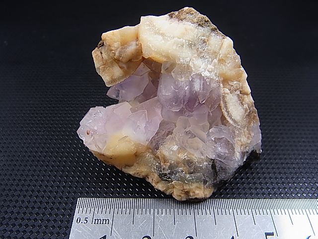 画像: ドイツ・ニーダーザクセン州産アメジスト原石 77.8g