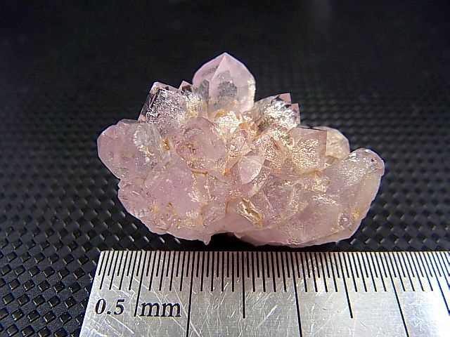 画像: ドイツ・バイエルン州産アメジスト原石 8.7g