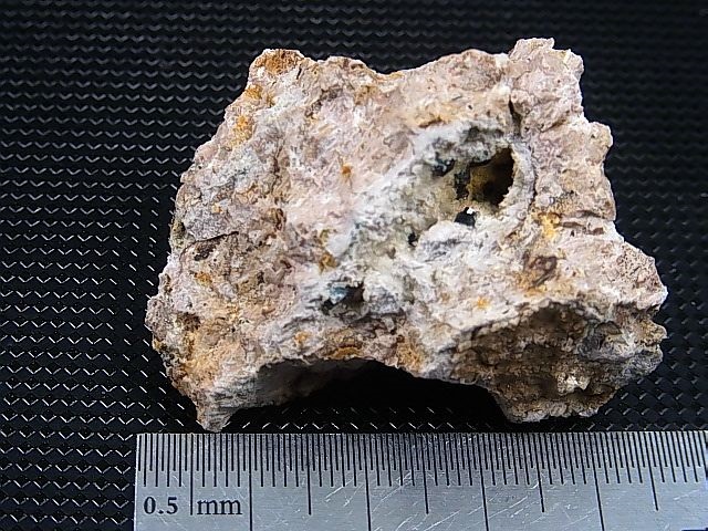 画像: 鹿児島産オオスミライト（大隅石） 27.4g
