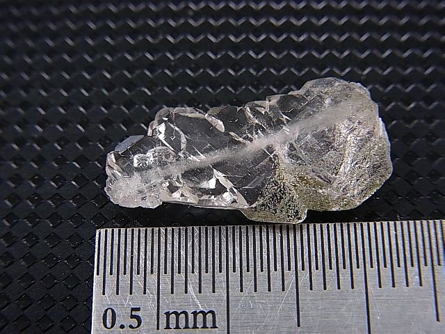 画像: スイス産クリア・ファーデンクオーツ 1.4g