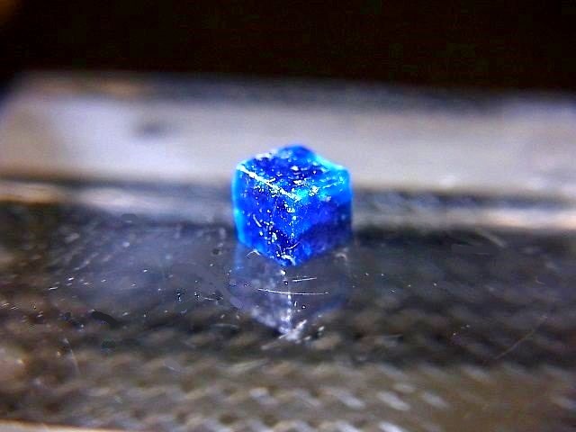 画像: メキシコ産ボレアイト結晶 0.5カラット