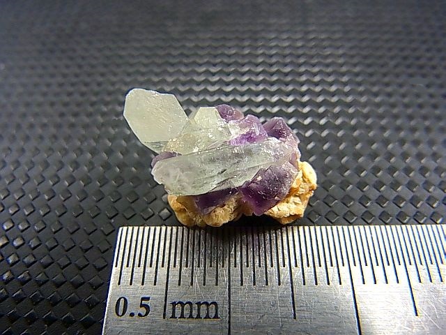 画像: ドイツ・ザクセン州産フローライトonグリーン水晶(シデライト共生) 1.6g