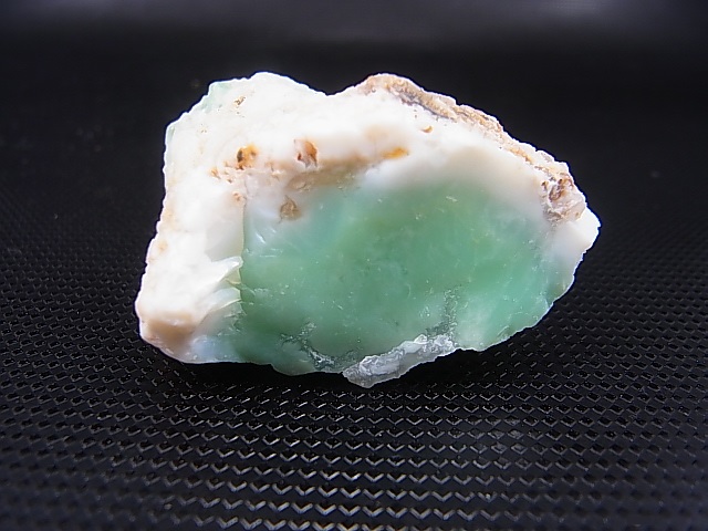 画像2: カザフスタン産グリーンオパール原石 34.6g