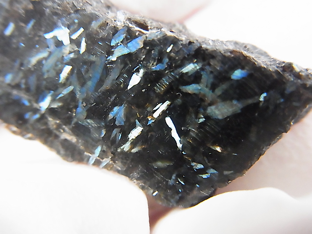 画像: グリーンランド産ヌーマイト研磨スライス 6.7g