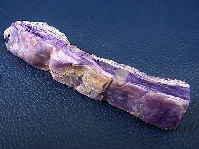 画像: ロシア産チャロアイト原石（研磨面あり） 10.1g