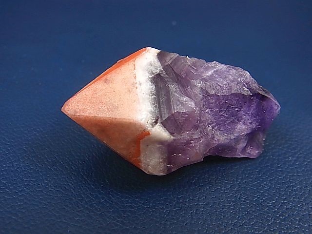 画像: ドイツ・ザクセン州産レッドキャップアメジスト原石 31.7g