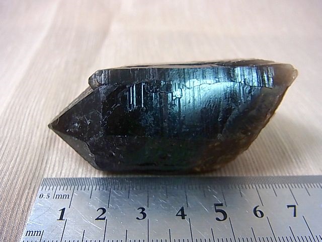 画像: ノルウェー産モリオン（ケアンゴーム）原石 77.7g