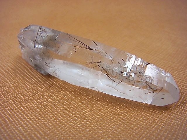 画像: ブラジル・イティンガ産ブラックトルマリンインクルージョン水晶ポイント 15.6g