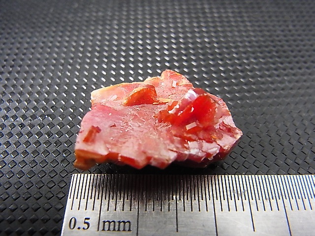 画像: モロッコ産バナジナイト原石 8.0g
