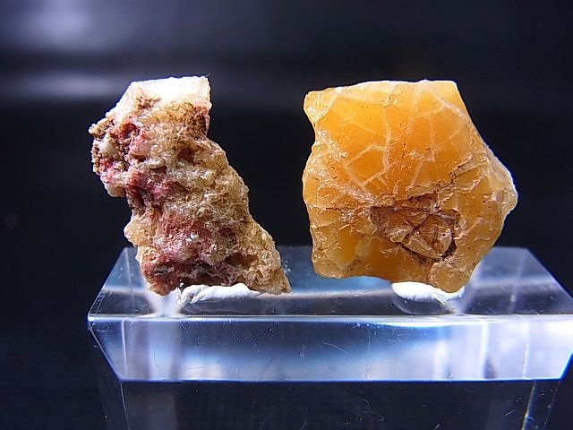 画像: Hokkaidoite北海道然別湖産蛍光オパール原石 2点セット トータル 2.5g