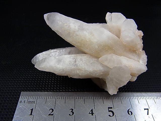 画像: 福島県南会津郡産紫水晶(アメジスト)ポイント（連晶） 65.5g