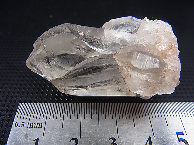 画像: ガネーシュヒマール・ラパ産ウォータークリア水晶ポイント（マイカ付き） 29.0g