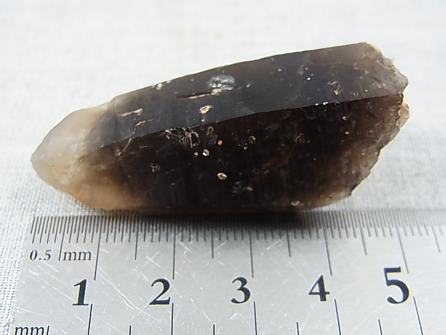画像: ノルウェー産モリオン（ケアンゴーム）原石 22.3g