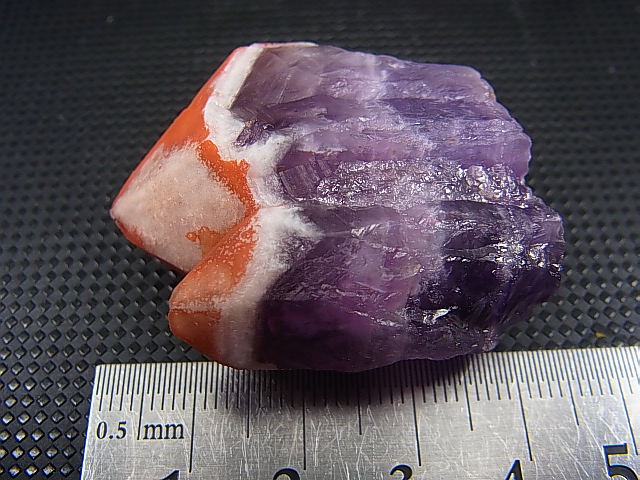 画像: ドイツ・ザクセン州産レッドキャップアメジスト原石（ツイン） 30.9g