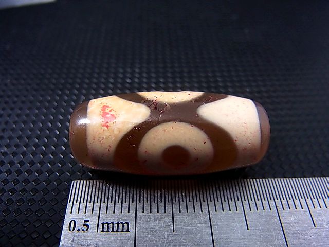 画像: 「三眼」（赤朱砂入り）現代天珠 直径約12×28mm
