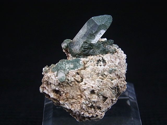 画像: スイス・オーバーアルプ峠産水晶（クローライト付き） 10.8g