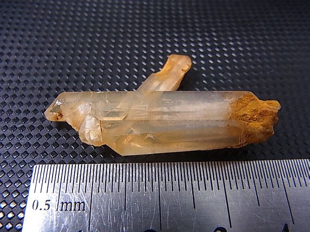 画像: 五代松鉱山産トラピチェ・レモン水晶（貫入り） 4.7g