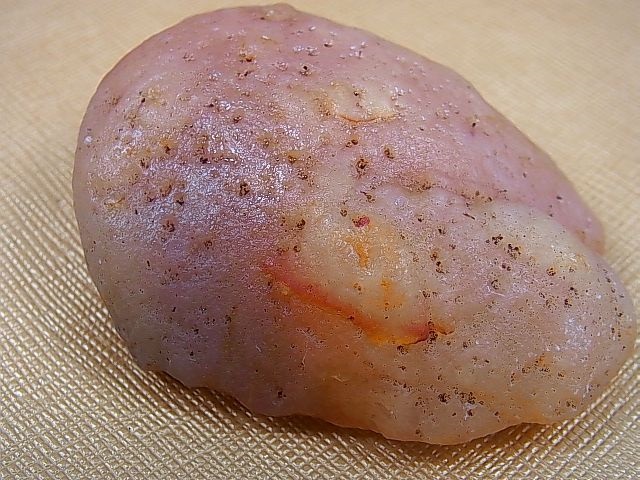 画像: 四川省塩源産イェンユエン・アゲート原石 95.0g