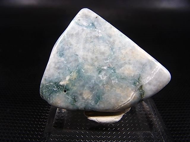 画像: 糸魚川入りコン沢産青ひすい原石 24.0g