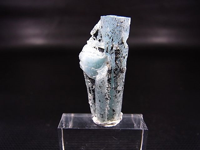 画像1: ベトナム産連晶結束型アクアマリン原石（ブラックトルマリン付き） 7.4g